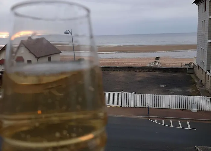 Lägenhet Moderne Avec Vue Sur Et Parking Privatif - Fr-1-712-82 Villers-sur-Mer